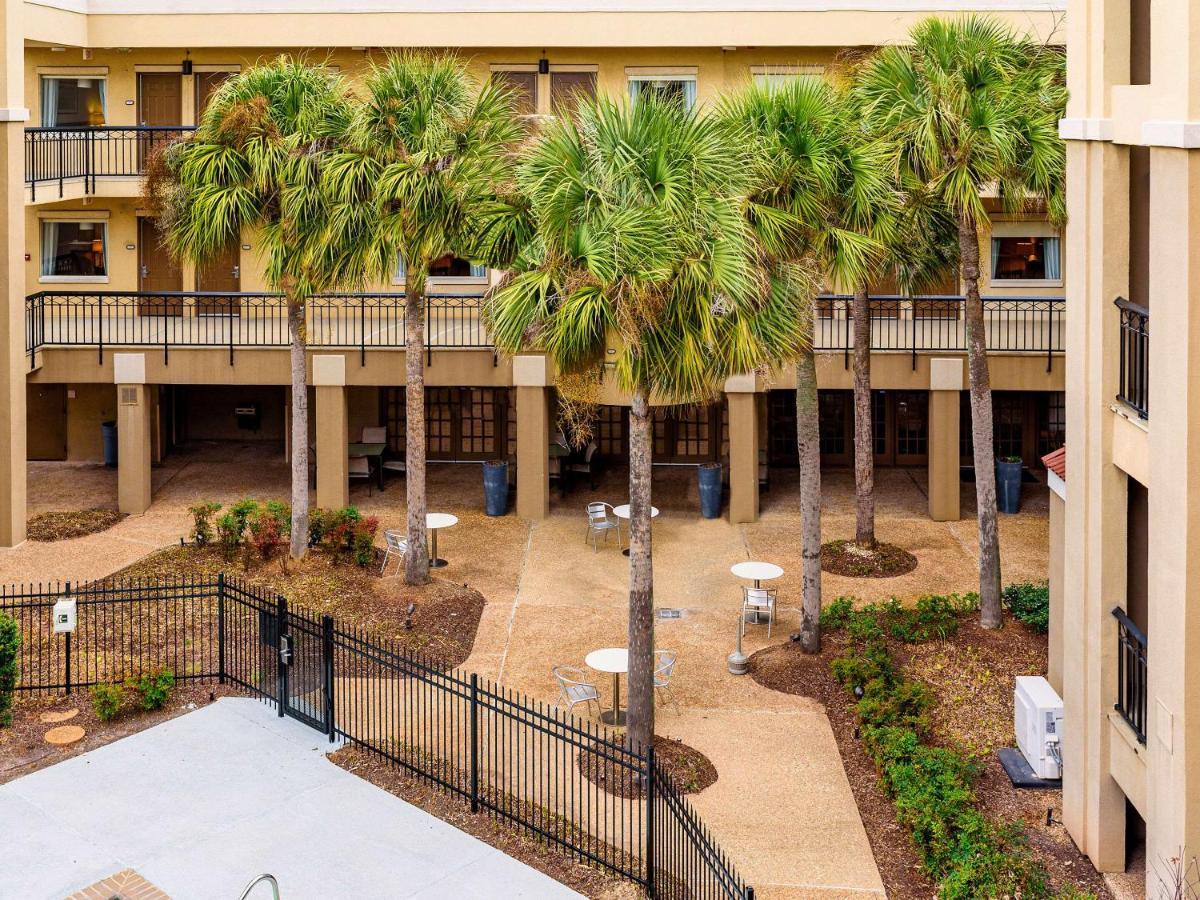 Comfort Suites Baton Rouge South I-10 Екстер'єр фото