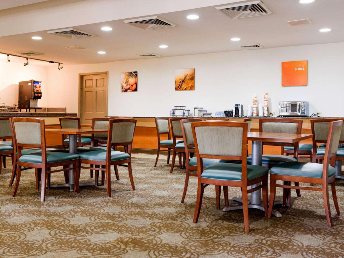 Comfort Suites Baton Rouge South I-10 Екстер'єр фото