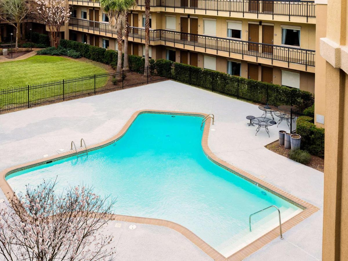 Comfort Suites Baton Rouge South I-10 Екстер'єр фото