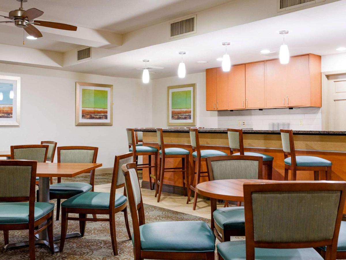 Comfort Suites Baton Rouge South I-10 Екстер'єр фото