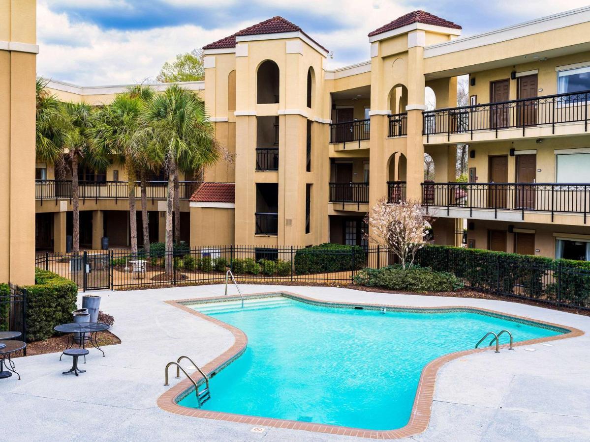 Comfort Suites Baton Rouge South I-10 Екстер'єр фото