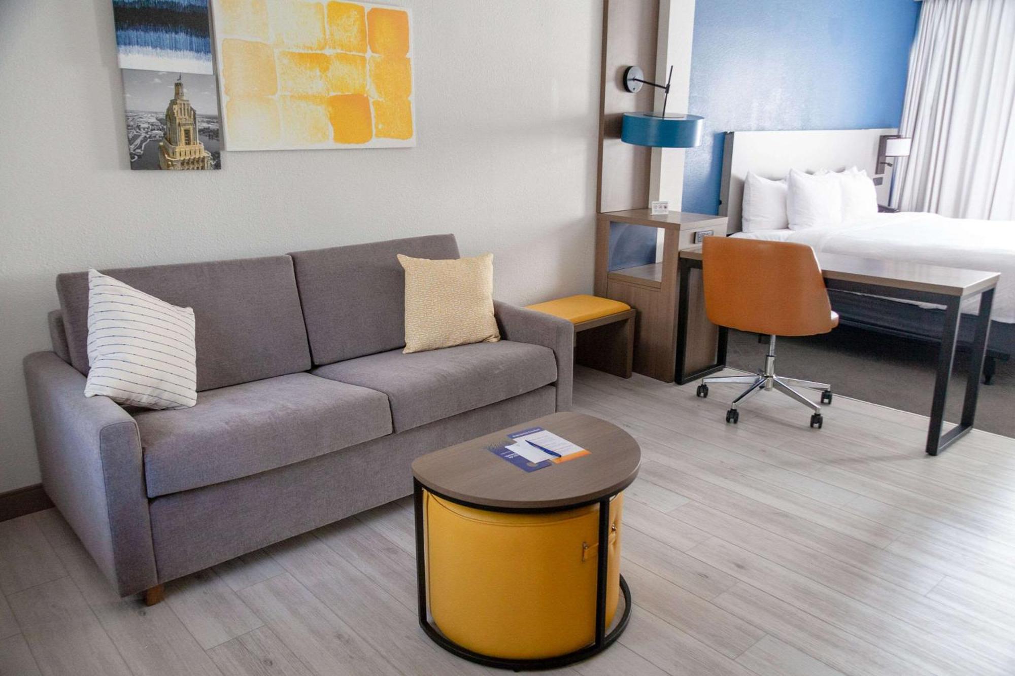 Comfort Suites Baton Rouge South I-10 Екстер'єр фото