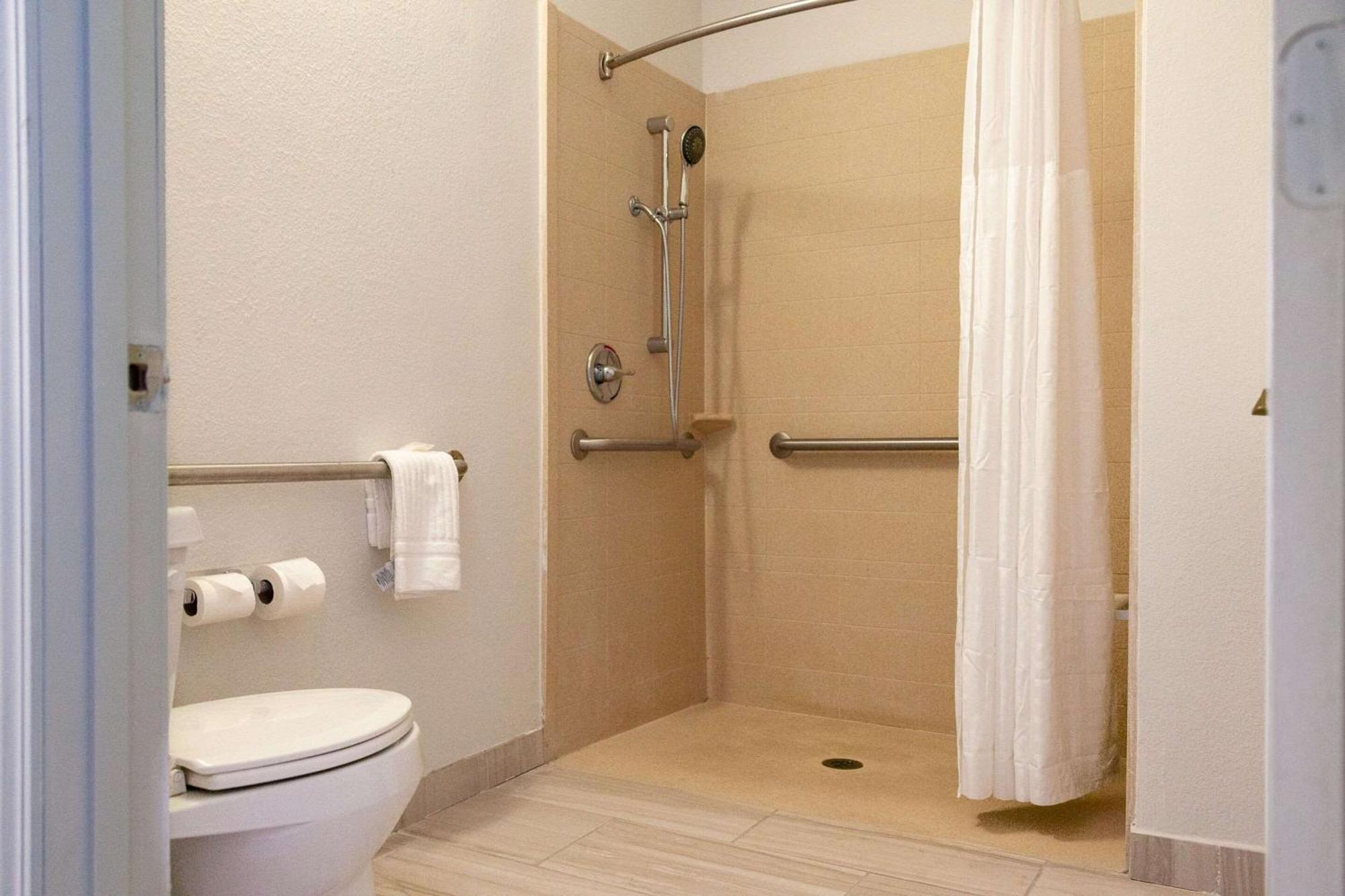 Comfort Suites Baton Rouge South I-10 Екстер'єр фото