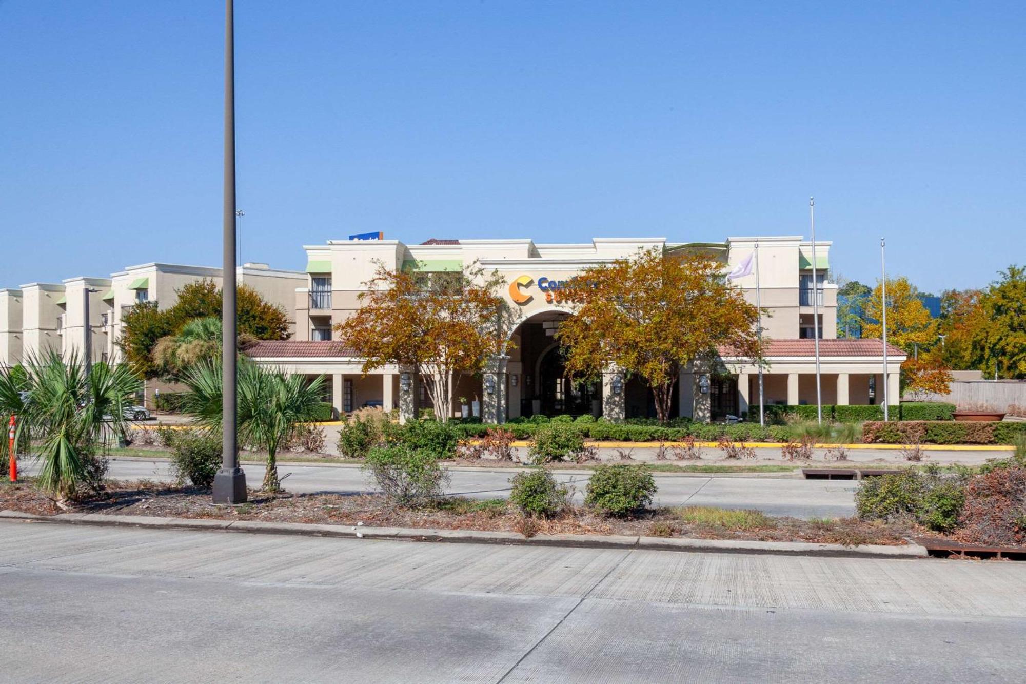 Comfort Suites Baton Rouge South I-10 Екстер'єр фото