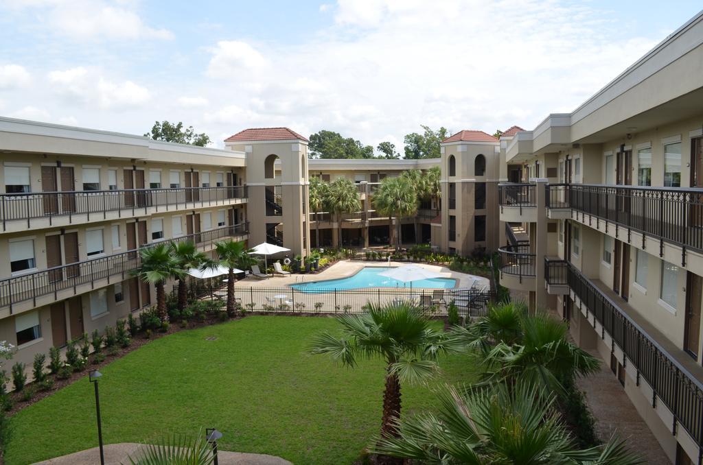 Comfort Suites Baton Rouge South I-10 Екстер'єр фото
